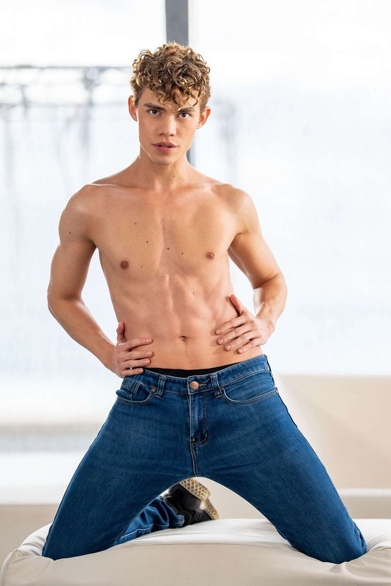 Austin Ponce
