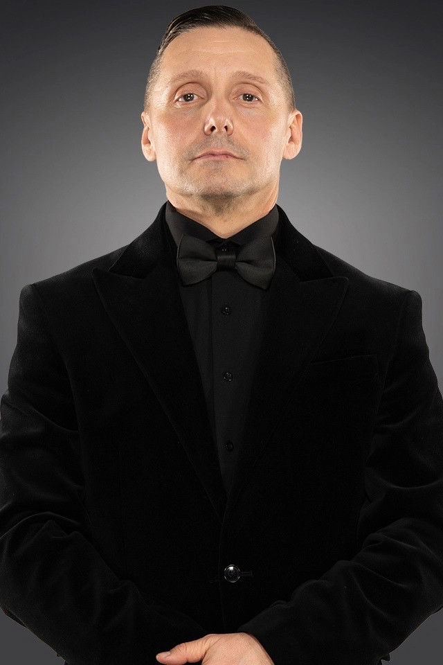 George Menenzes