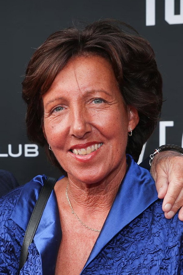 Wendy Kazàn