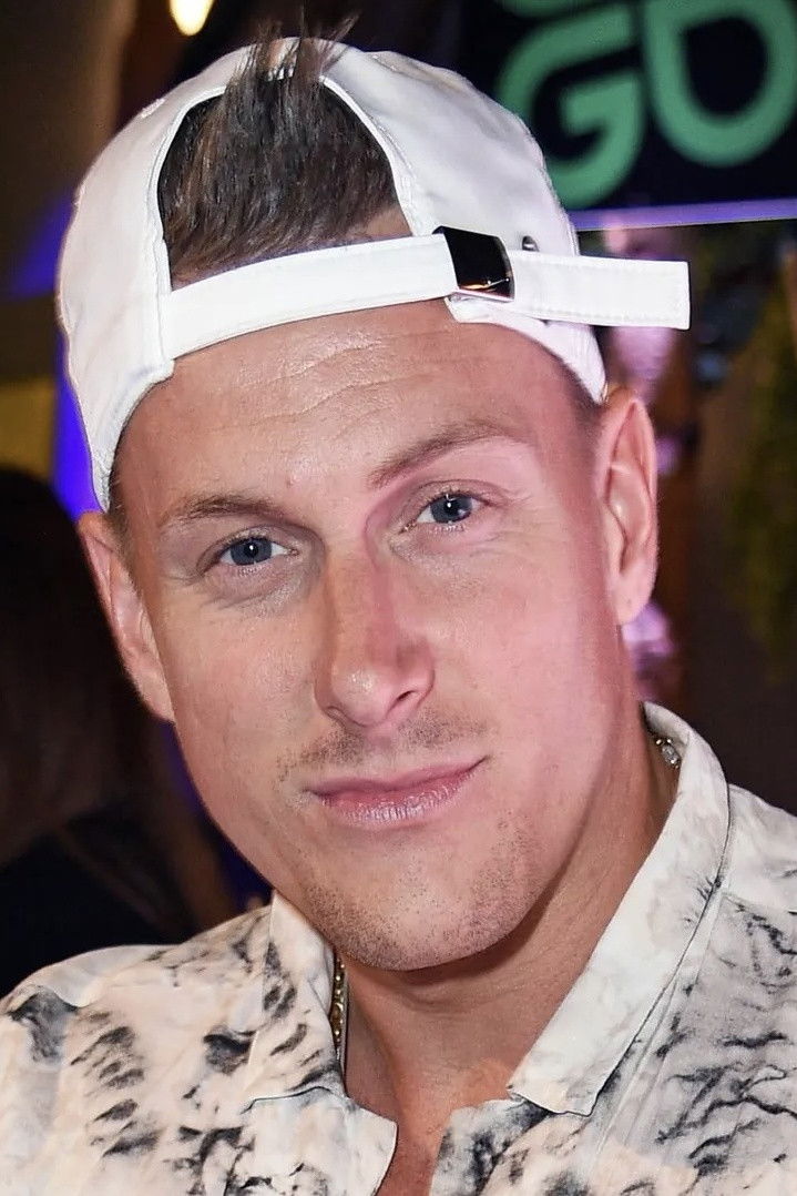 Calvin Kleinen