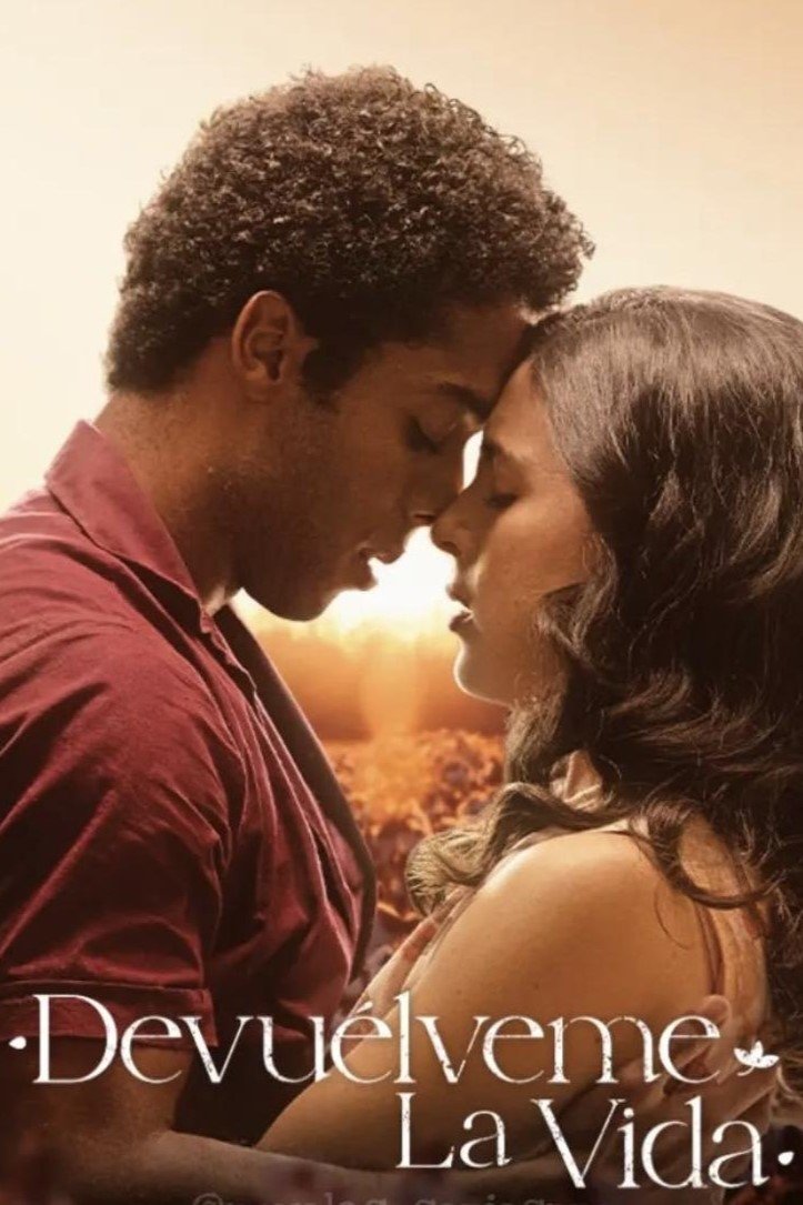 Mariana Azcárate (Adult)