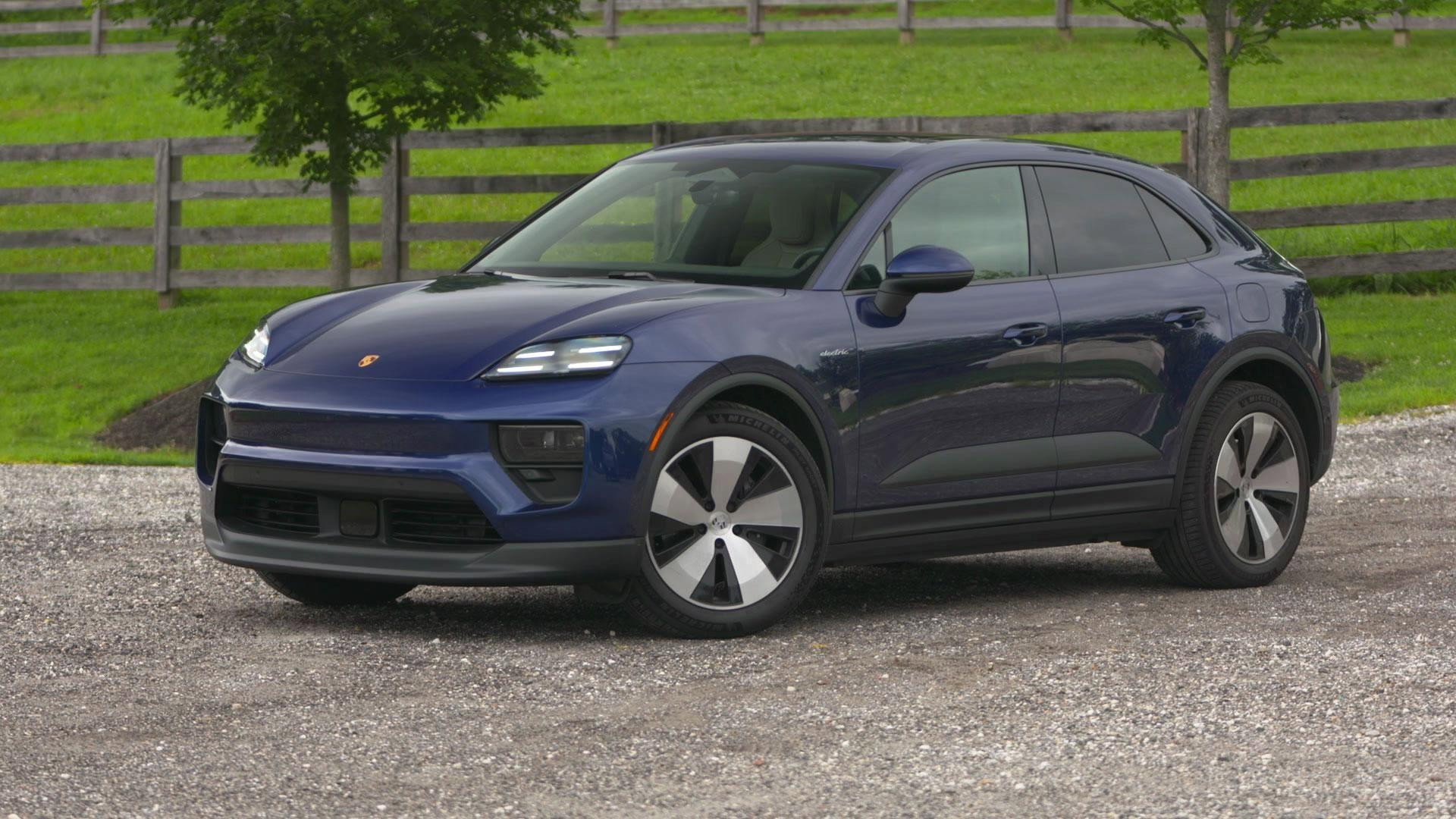 Porsche Macan Electric 22