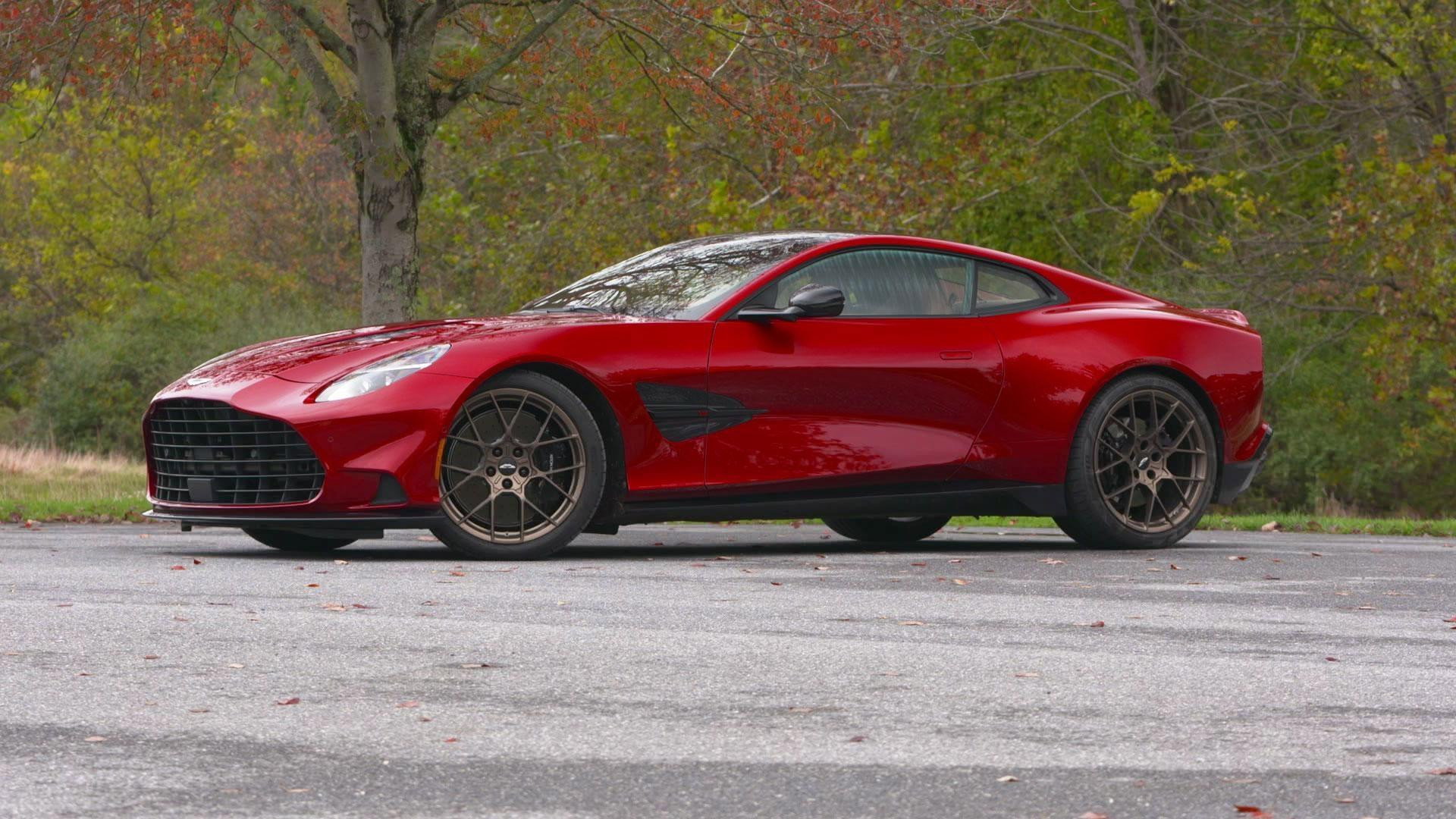 Aston Martin Vanquish 22