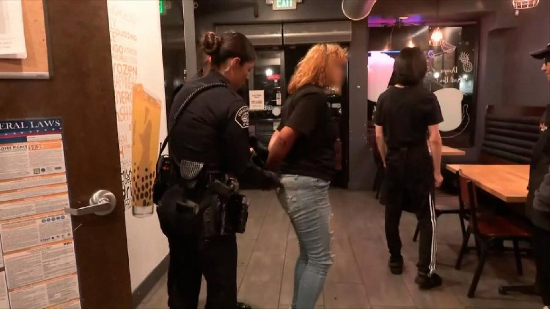 Child Calls 911