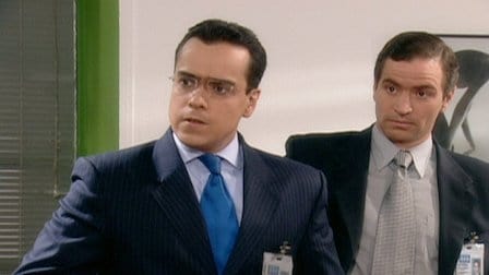 Armando suspects an affair between Betty and Nicol&aacute;s