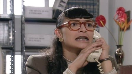 Betty learns that Nicol&aacute;s went out with Patricia