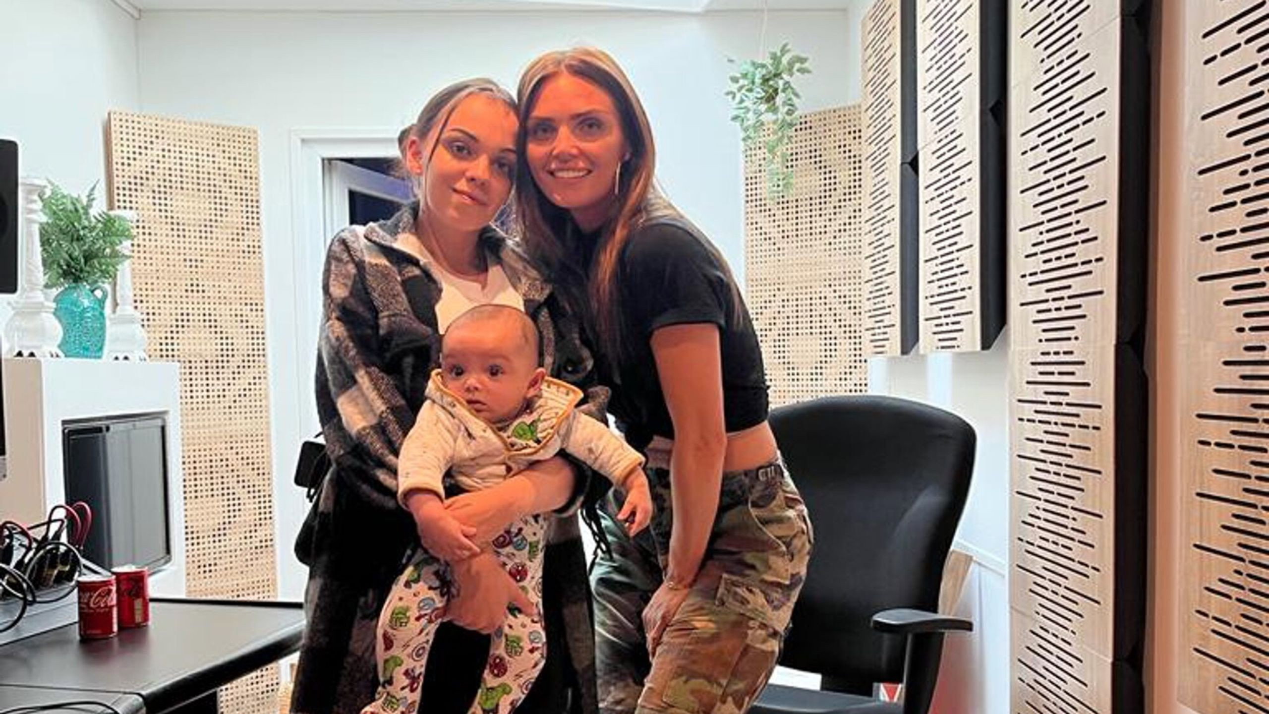 Larissa and Gaby Blaaser