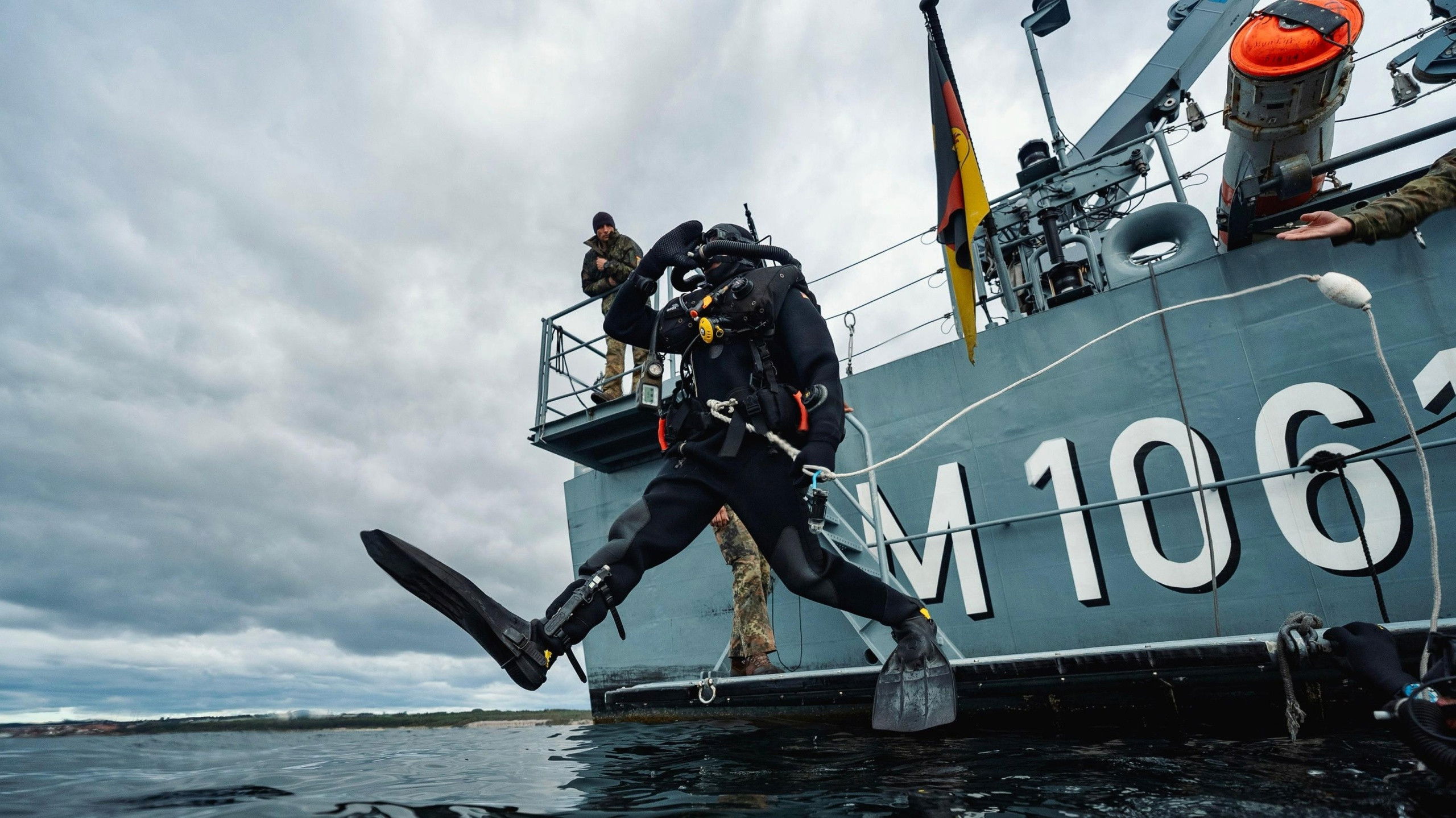 Estrés Constante en el Mar - Pruebas de equipo en la vida naval cotidiana