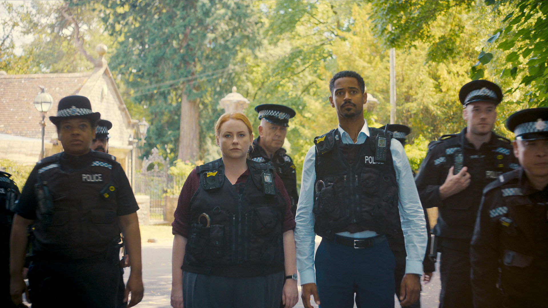 Se queda con nosotros