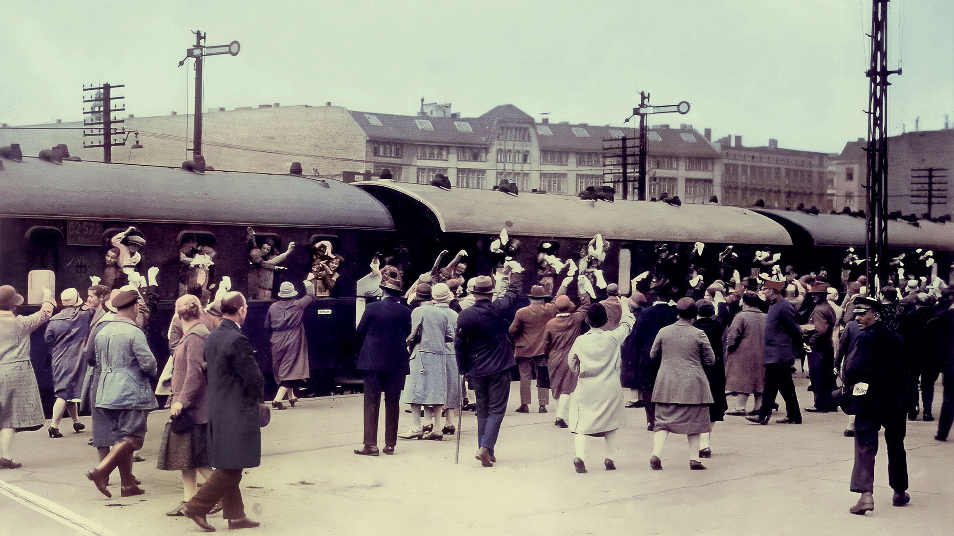 Pioneros de la aviación, viajes en tren y transatlánticos