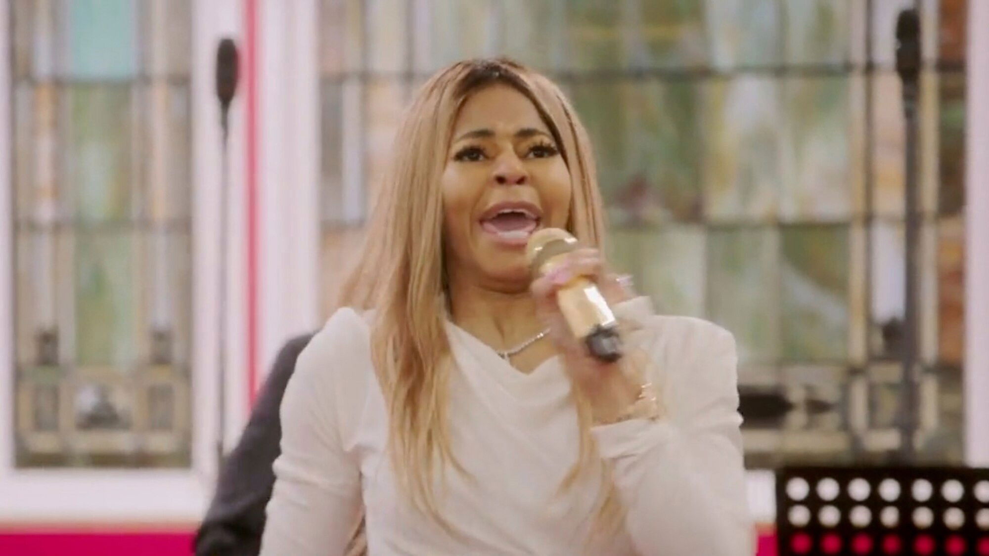 Un Mensaje de Miedo y Control