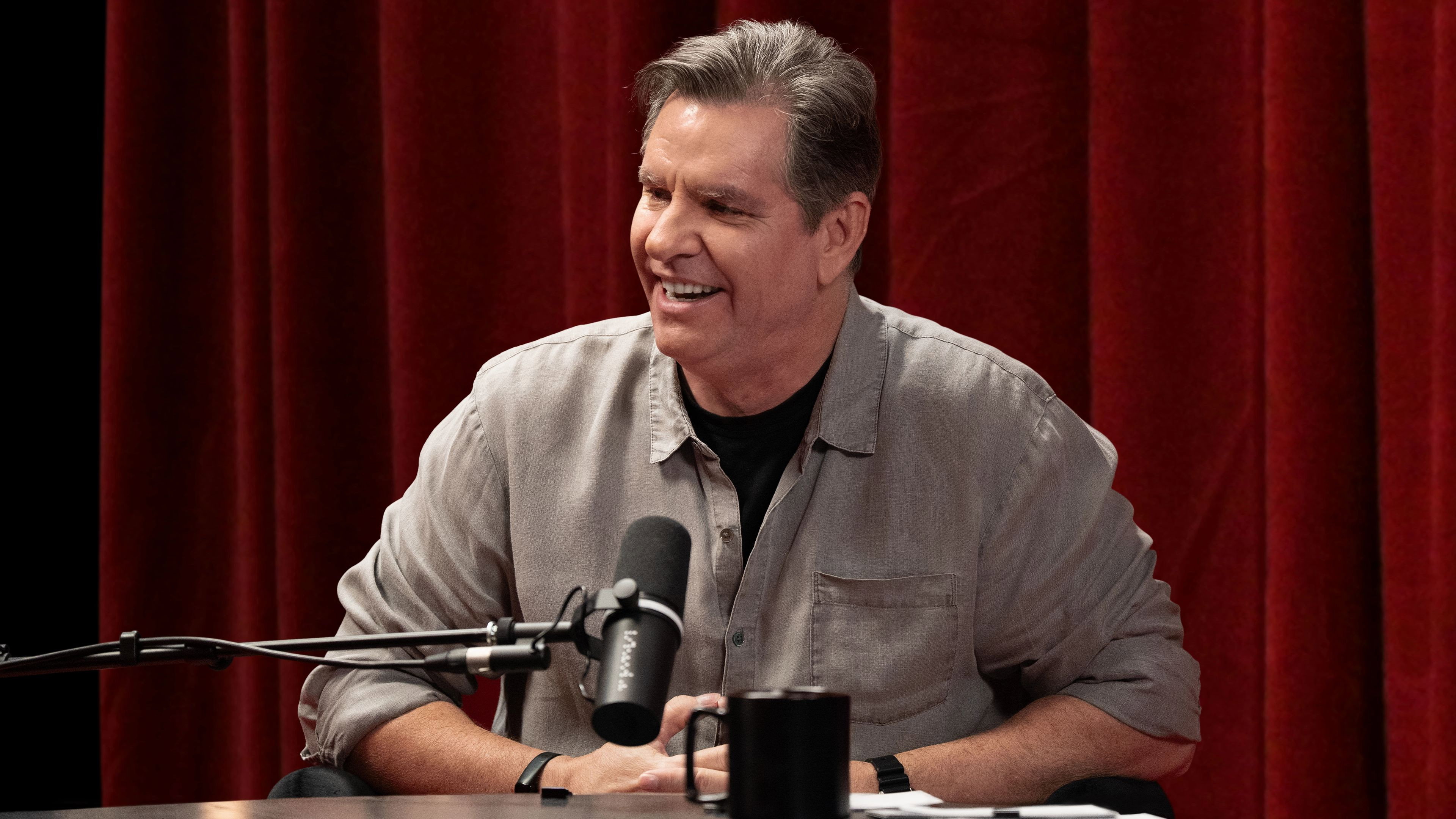 Gloves Off (Episodio Interno 4)