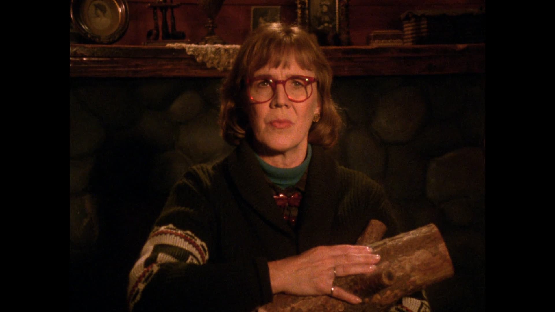 Log Lady Introduction - S1E