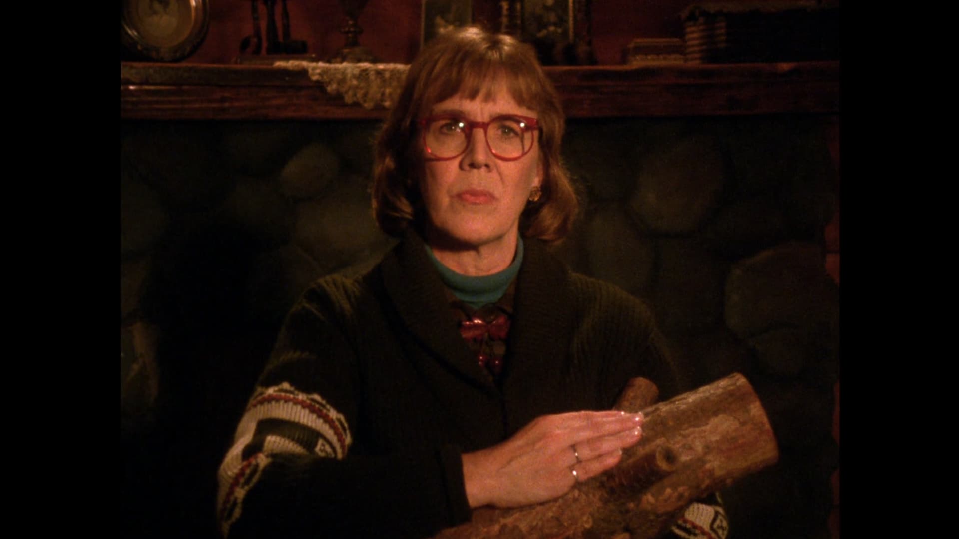 Log Lady Introduction - S1E6