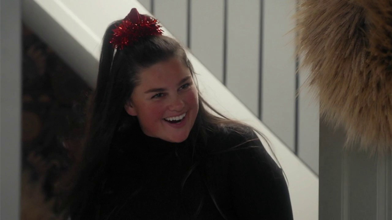 Noche Especial de Vacaciones 4: Katie