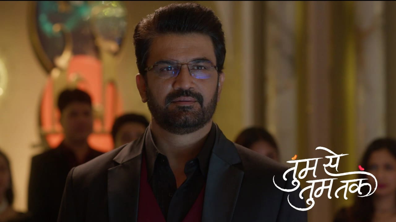 Anu abandona el hospital caminando soñando despierto