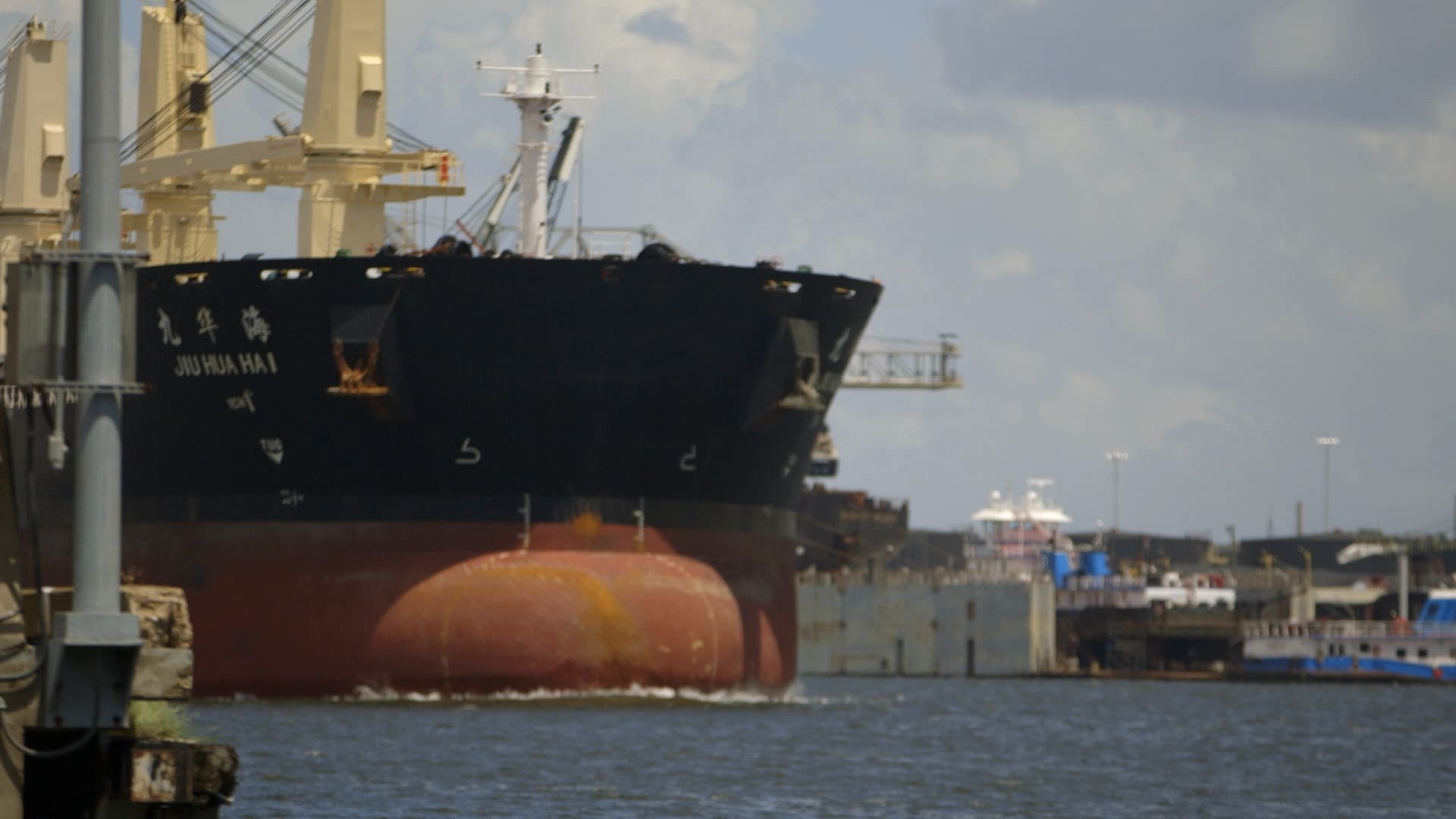 The First 48 Presents Close to Home