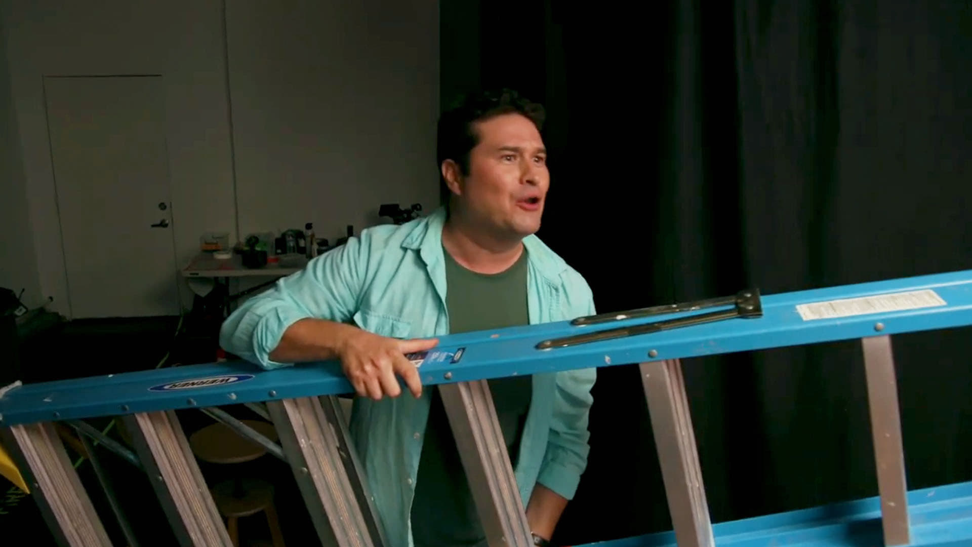 Behind the Scenes of “Deja Vu”