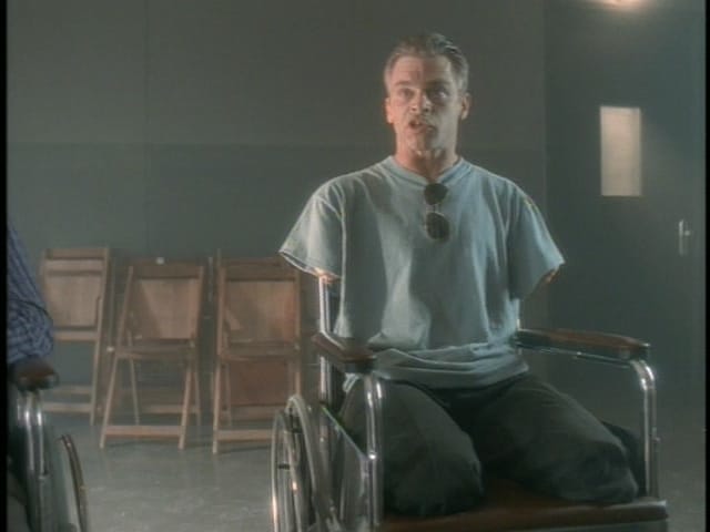 Behind the truth - The walk