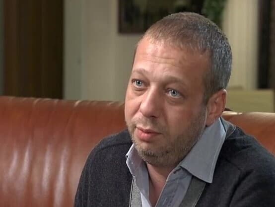 The In-Laws: Life Without Makeup (8)